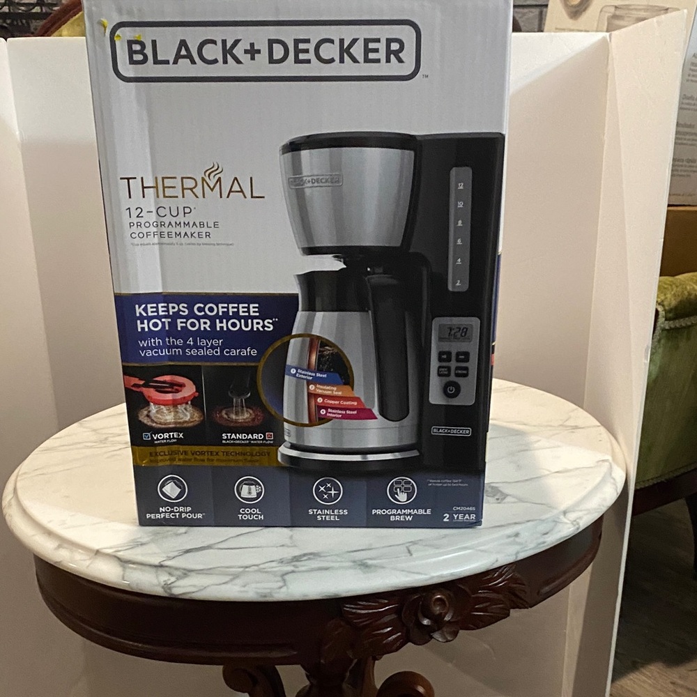 Black & Decker Black and Stainless Thermal 12-Cup Programmable Coffee Maker